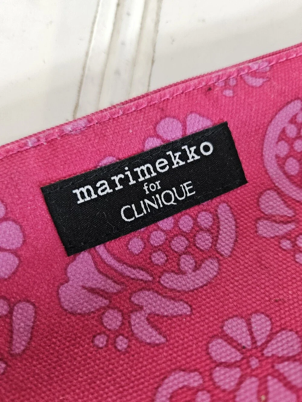 Marimekko for Clinique Cosmetic Bag OS Floral Canvas Travel Makeup Pouch Pink